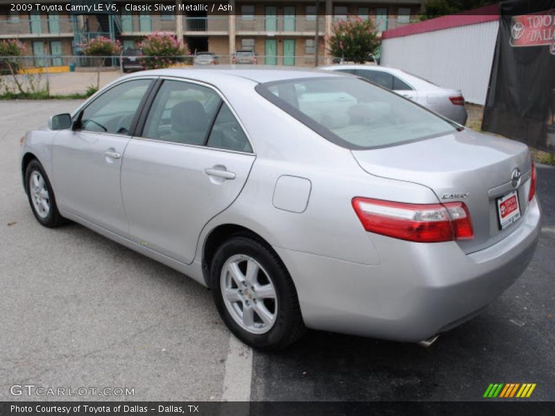 Classic Silver Metallic / Ash 2009 Toyota Camry LE V6