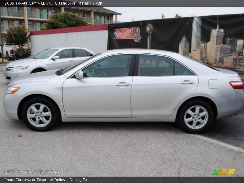 Classic Silver Metallic / Ash 2009 Toyota Camry LE V6