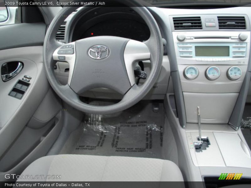 Classic Silver Metallic / Ash 2009 Toyota Camry LE V6
