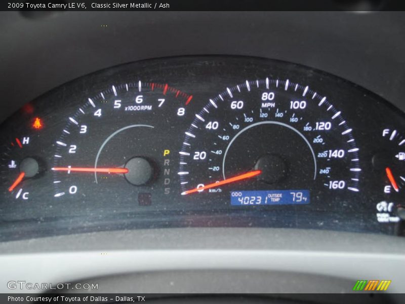Classic Silver Metallic / Ash 2009 Toyota Camry LE V6