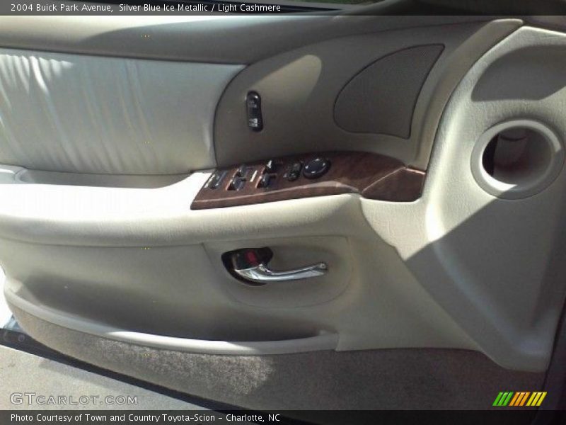 Silver Blue Ice Metallic / Light Cashmere 2004 Buick Park Avenue
