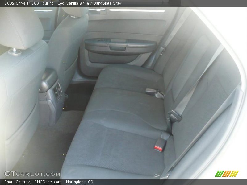 Cool Vanilla White / Dark Slate Gray 2009 Chrysler 300 Touring