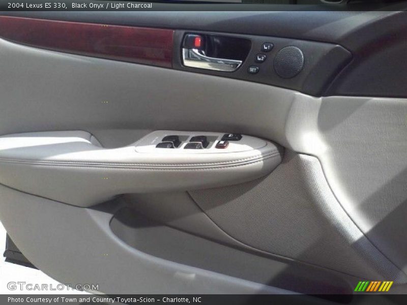 Black Onyx / Light Charcoal 2004 Lexus ES 330