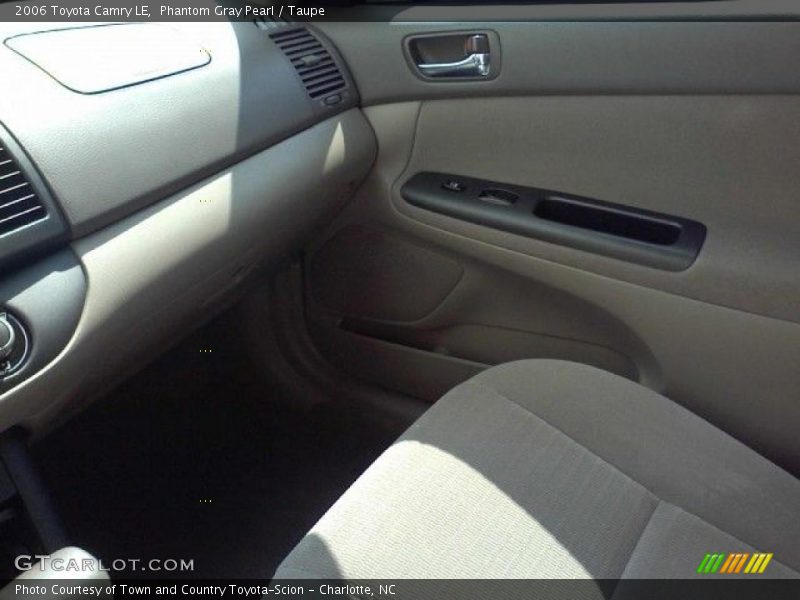 Phantom Gray Pearl / Taupe 2006 Toyota Camry LE
