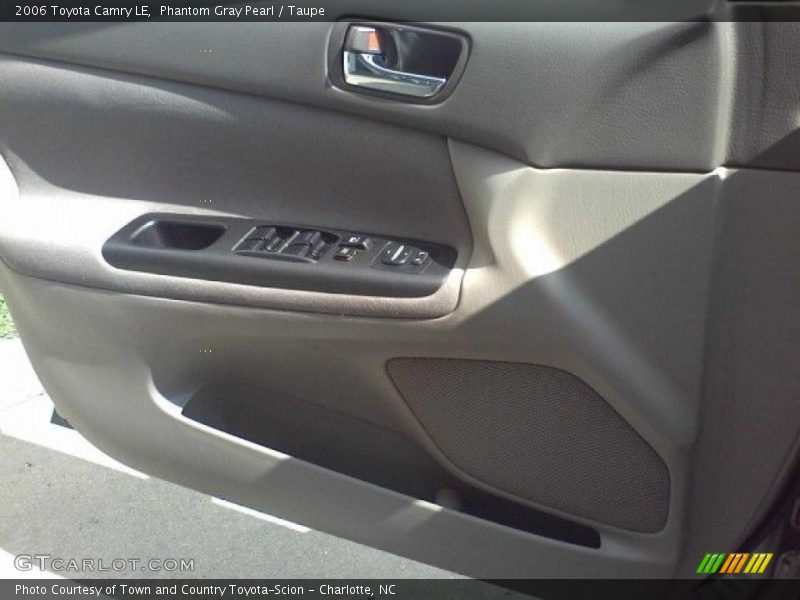 Phantom Gray Pearl / Taupe 2006 Toyota Camry LE