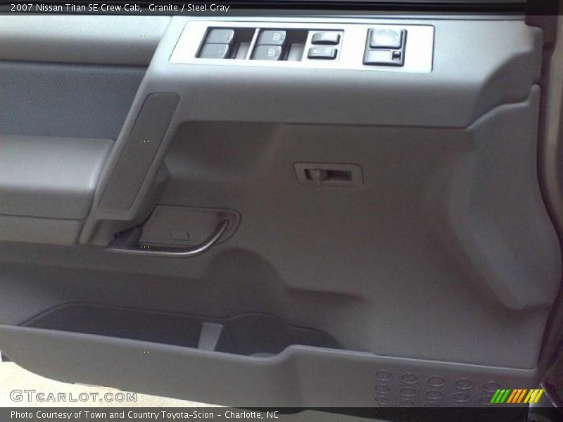 Granite / Steel Gray 2007 Nissan Titan SE Crew Cab