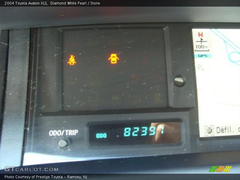 Diamond White Pearl / Stone 2004 Toyota Avalon XLS