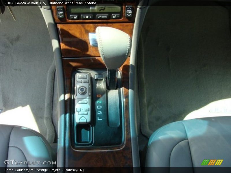 Diamond White Pearl / Stone 2004 Toyota Avalon XLS
