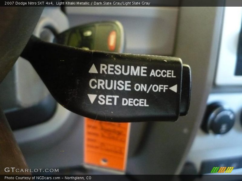 Light Khaki Metallic / Dark Slate Gray/Light Slate Gray 2007 Dodge Nitro SXT 4x4