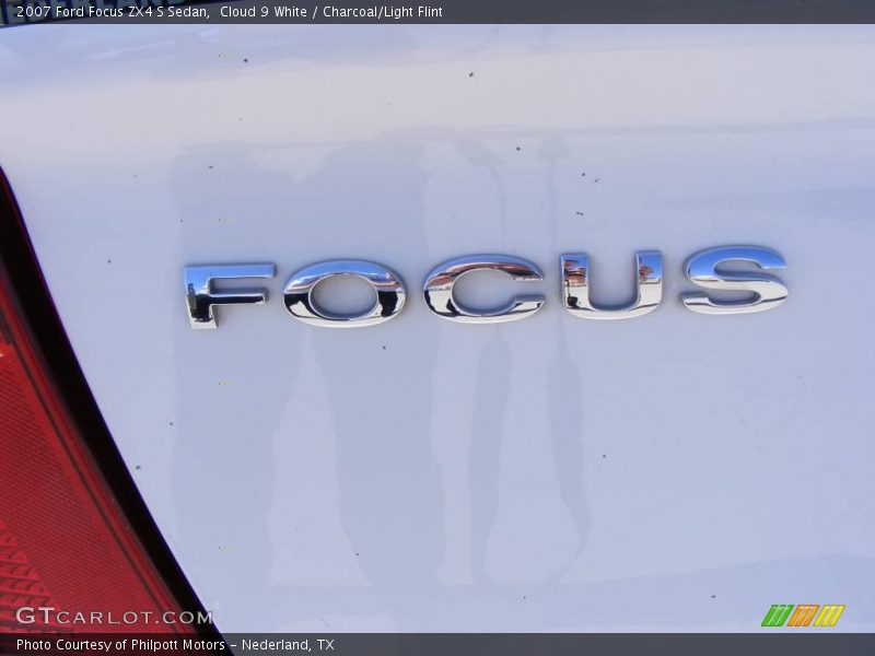 Cloud 9 White / Charcoal/Light Flint 2007 Ford Focus ZX4 S Sedan