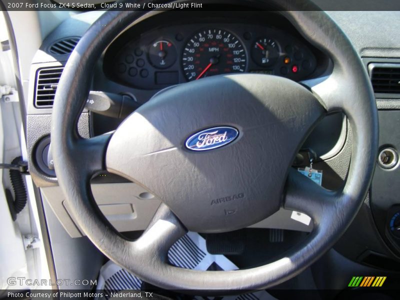 Cloud 9 White / Charcoal/Light Flint 2007 Ford Focus ZX4 S Sedan