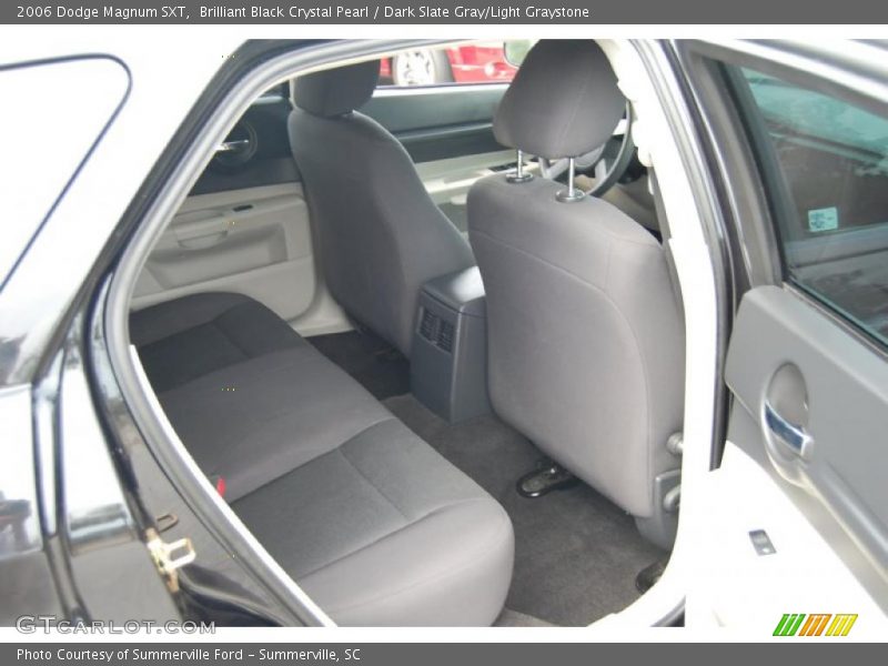 Brilliant Black Crystal Pearl / Dark Slate Gray/Light Graystone 2006 Dodge Magnum SXT