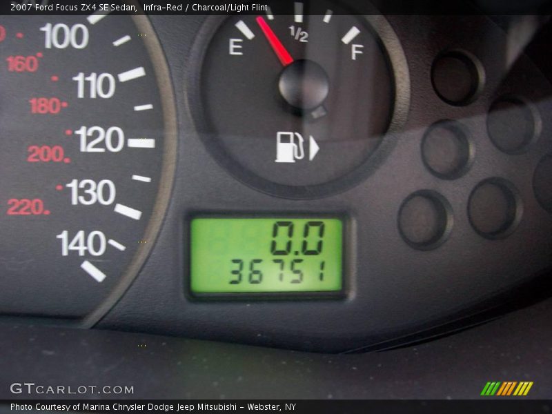 Infra-Red / Charcoal/Light Flint 2007 Ford Focus ZX4 SE Sedan