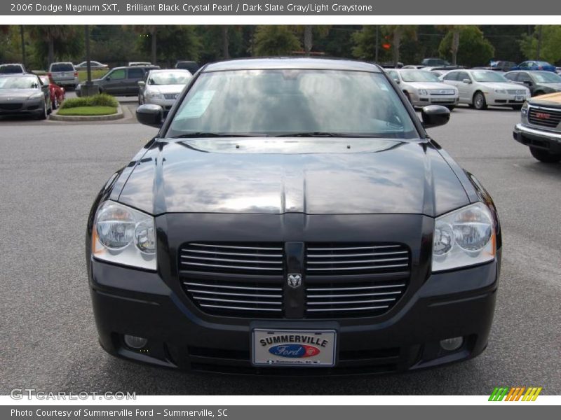 Brilliant Black Crystal Pearl / Dark Slate Gray/Light Graystone 2006 Dodge Magnum SXT