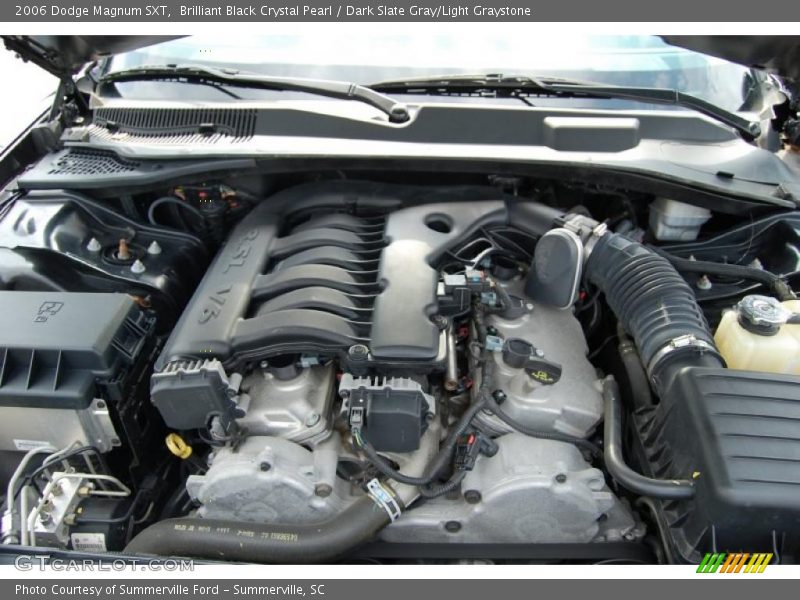 Brilliant Black Crystal Pearl / Dark Slate Gray/Light Graystone 2006 Dodge Magnum SXT