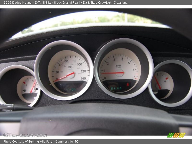 Brilliant Black Crystal Pearl / Dark Slate Gray/Light Graystone 2006 Dodge Magnum SXT