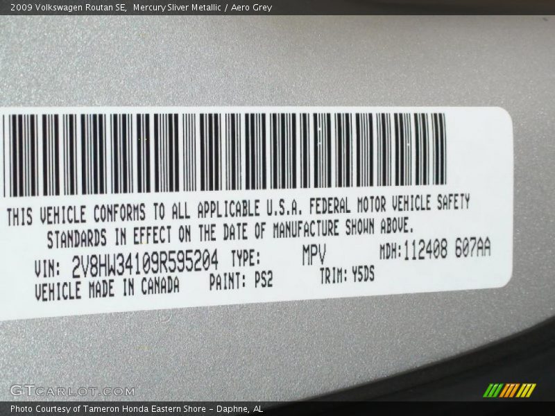 Mercury Sliver Metallic / Aero Grey 2009 Volkswagen Routan SE