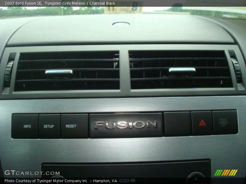 Tungsten Grey Metallic / Charcoal Black 2007 Ford Fusion SE