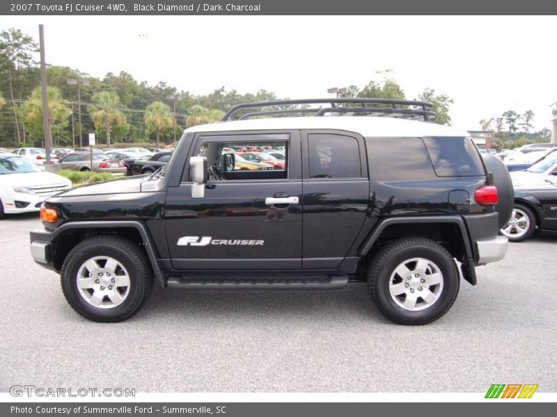 Black Diamond / Dark Charcoal 2007 Toyota FJ Cruiser 4WD