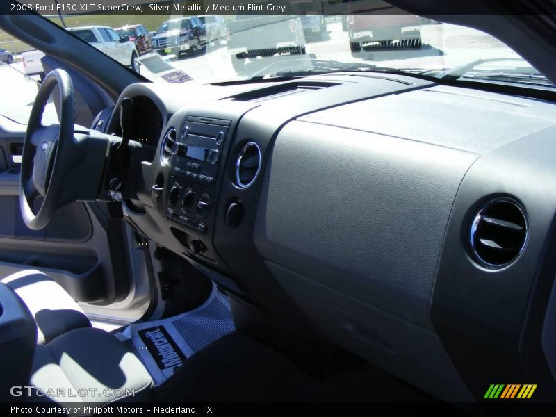 Silver Metallic / Medium Flint Grey 2008 Ford F150 XLT SuperCrew