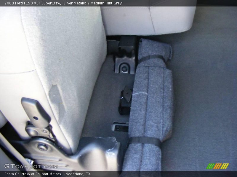 Silver Metallic / Medium Flint Grey 2008 Ford F150 XLT SuperCrew