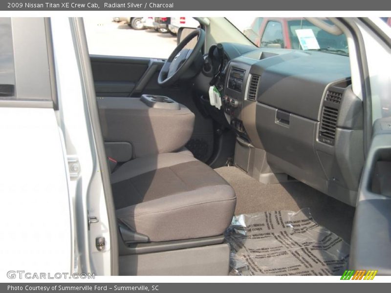 Radiant Silver / Charcoal 2009 Nissan Titan XE Crew Cab