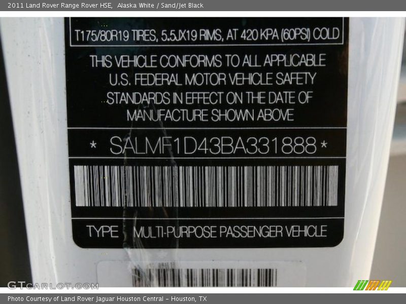 Alaska White / Sand/Jet Black 2011 Land Rover Range Rover HSE