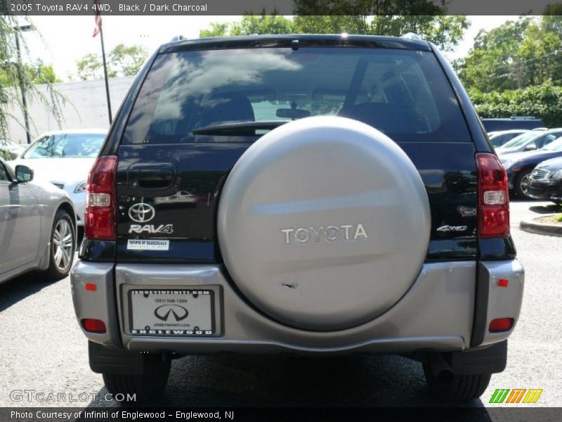 Black / Dark Charcoal 2005 Toyota RAV4 4WD