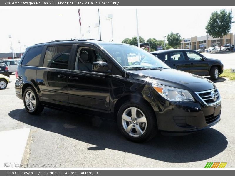 Nocturne Black Metallic / Aero Grey 2009 Volkswagen Routan SEL