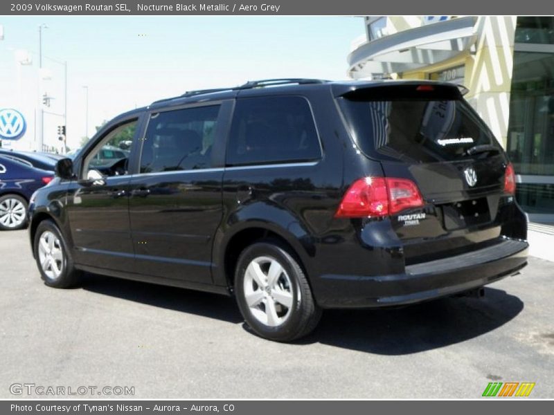 Nocturne Black Metallic / Aero Grey 2009 Volkswagen Routan SEL