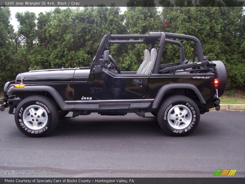 Black / Gray 1995 Jeep Wrangler SE 4x4