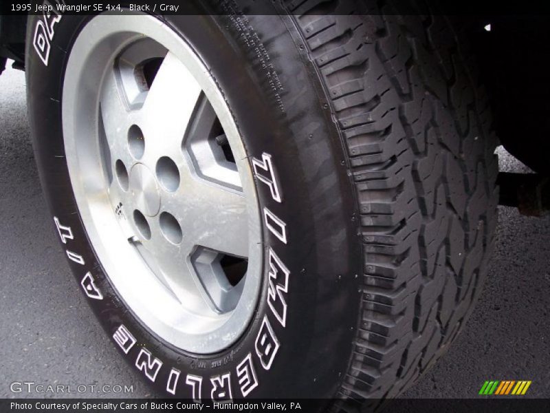 Black / Gray 1995 Jeep Wrangler SE 4x4