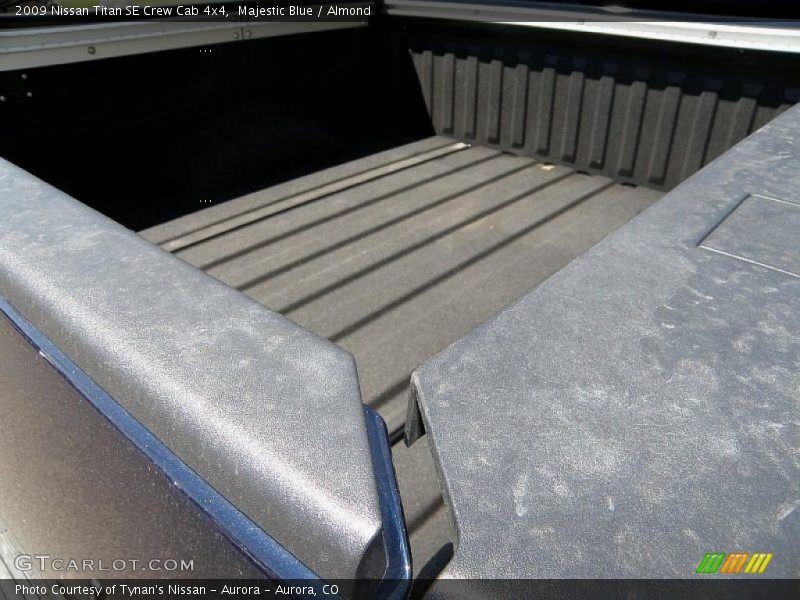 Majestic Blue / Almond 2009 Nissan Titan SE Crew Cab 4x4