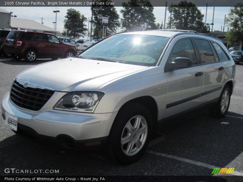 Bright Silver Metallic / Dark Slate Gray 2005 Chrysler Pacifica