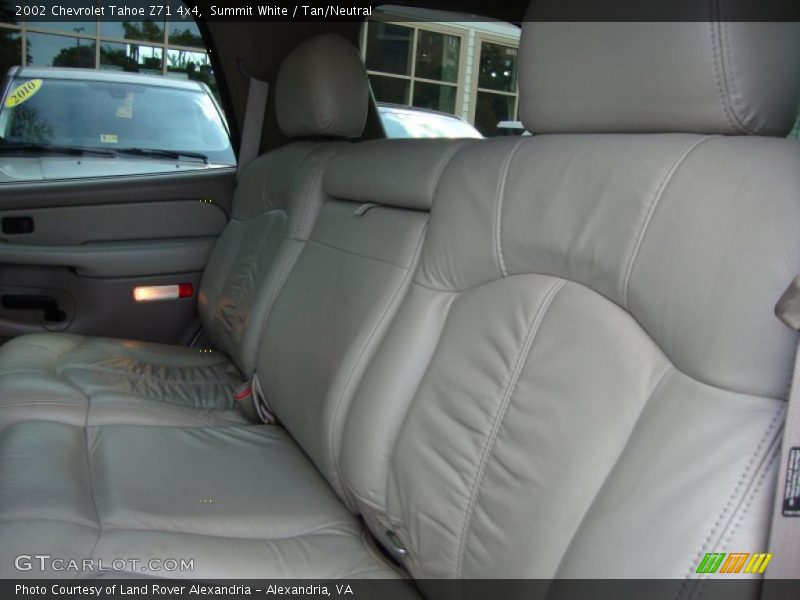 Summit White / Tan/Neutral 2002 Chevrolet Tahoe Z71 4x4