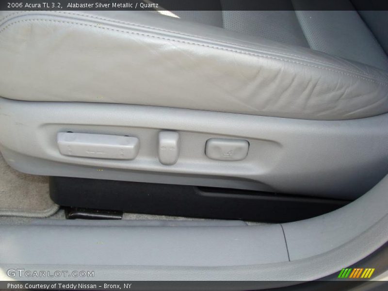 Alabaster Silver Metallic / Quartz 2006 Acura TL 3.2