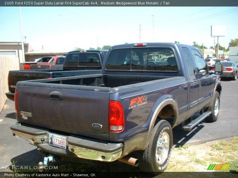 Medium Wedgewood Blue Metallic / Tan 2005 Ford F250 Super Duty Lariat FX4 SuperCab 4x4