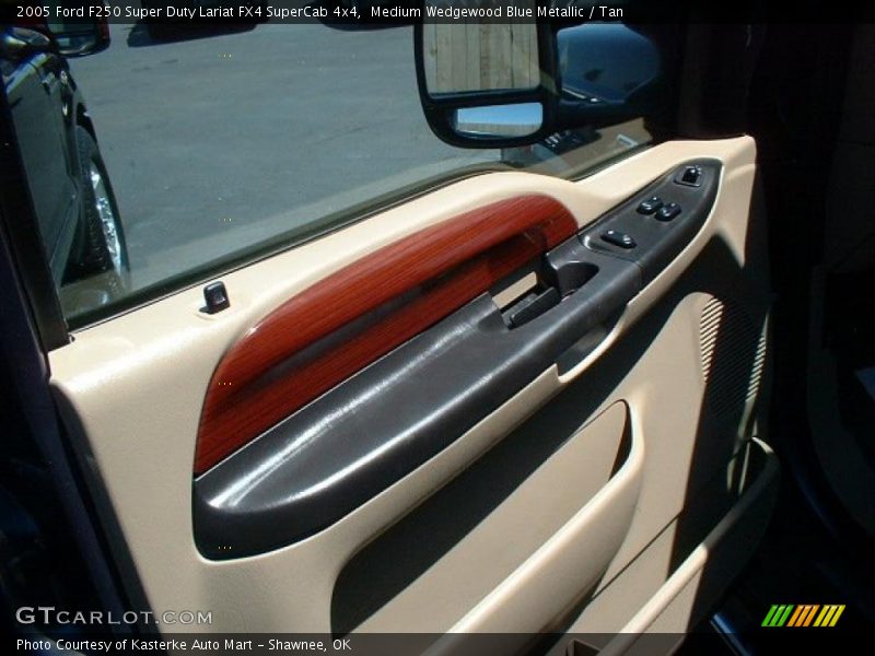 Medium Wedgewood Blue Metallic / Tan 2005 Ford F250 Super Duty Lariat FX4 SuperCab 4x4