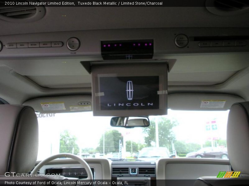 Tuxedo Black Metallic / Limited Stone/Charcoal 2010 Lincoln Navigator Limited Edition