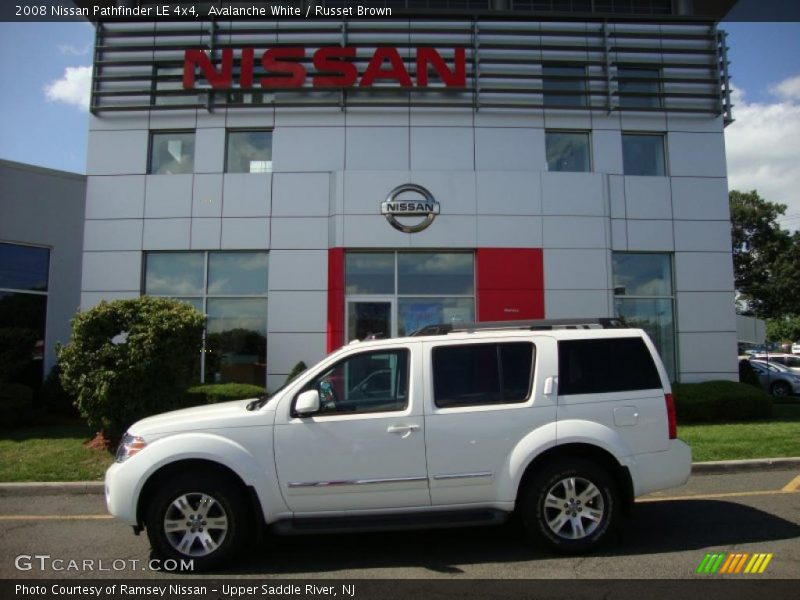 Avalanche White / Russet Brown 2008 Nissan Pathfinder LE 4x4