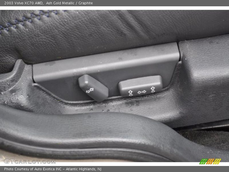 Ash Gold Metallic / Graphite 2003 Volvo XC70 AWD