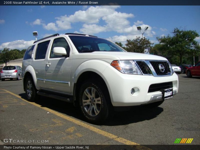 Avalanche White / Russet Brown 2008 Nissan Pathfinder LE 4x4