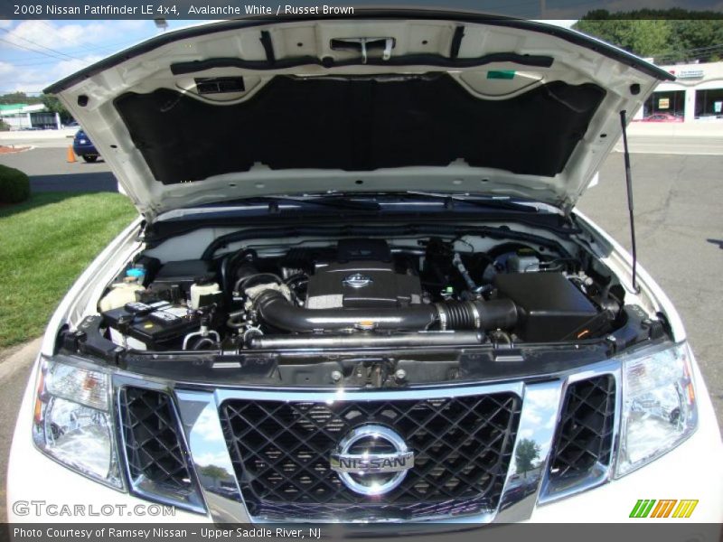 Avalanche White / Russet Brown 2008 Nissan Pathfinder LE 4x4