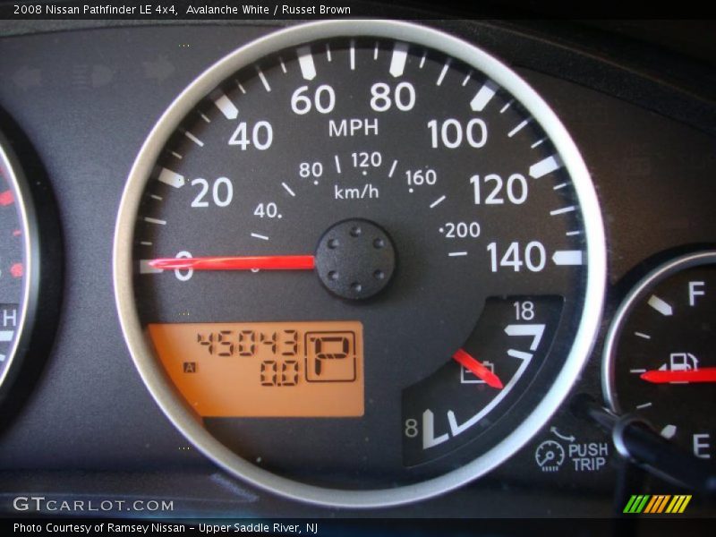 Avalanche White / Russet Brown 2008 Nissan Pathfinder LE 4x4