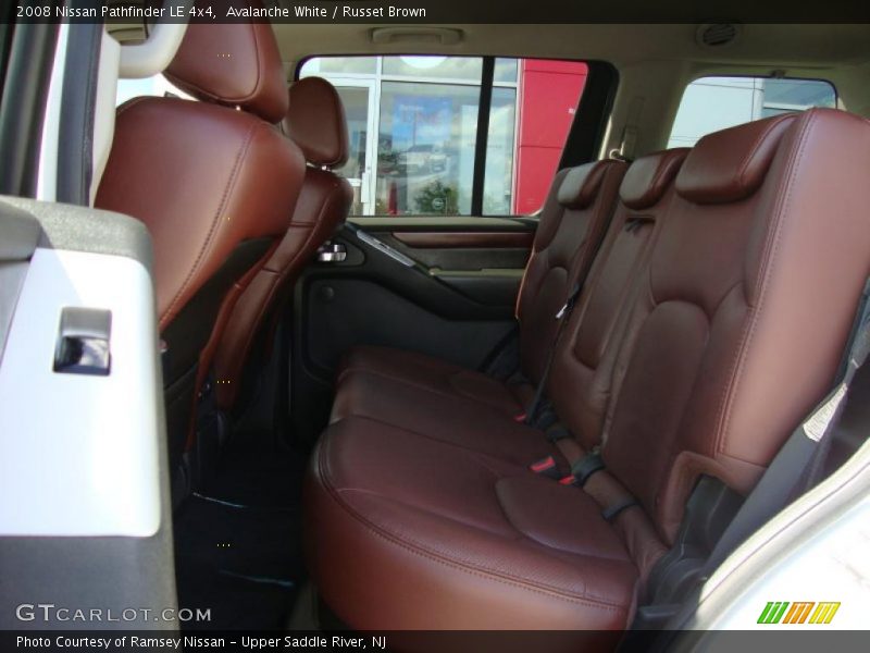 Avalanche White / Russet Brown 2008 Nissan Pathfinder LE 4x4