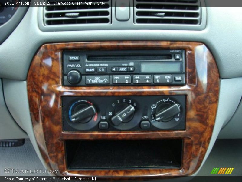 Sherwood Green Pearl / Gray 2001 Mitsubishi Galant ES