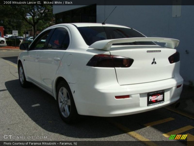 Wicked White / Black 2008 Mitsubishi Lancer ES