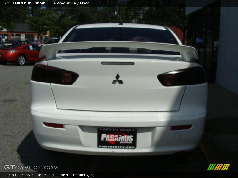 Wicked White / Black 2008 Mitsubishi Lancer ES