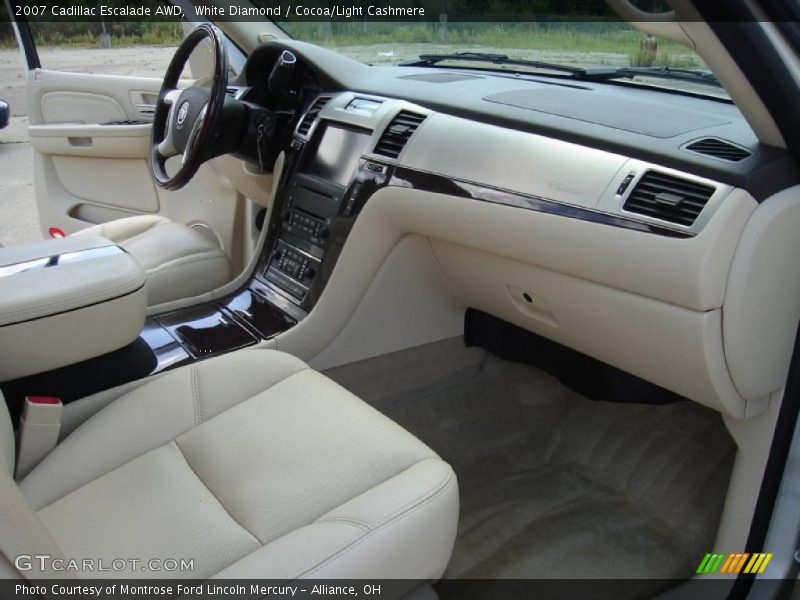 White Diamond / Cocoa/Light Cashmere 2007 Cadillac Escalade AWD