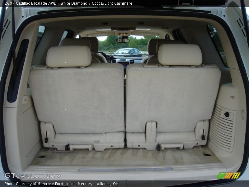 White Diamond / Cocoa/Light Cashmere 2007 Cadillac Escalade AWD